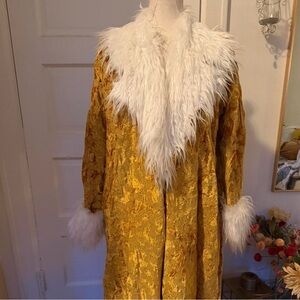 PENNY LANE RARE COAT